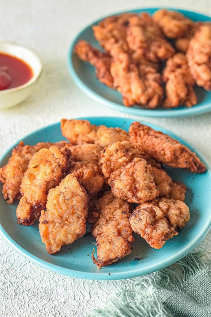 mua bán cựa gà đá
