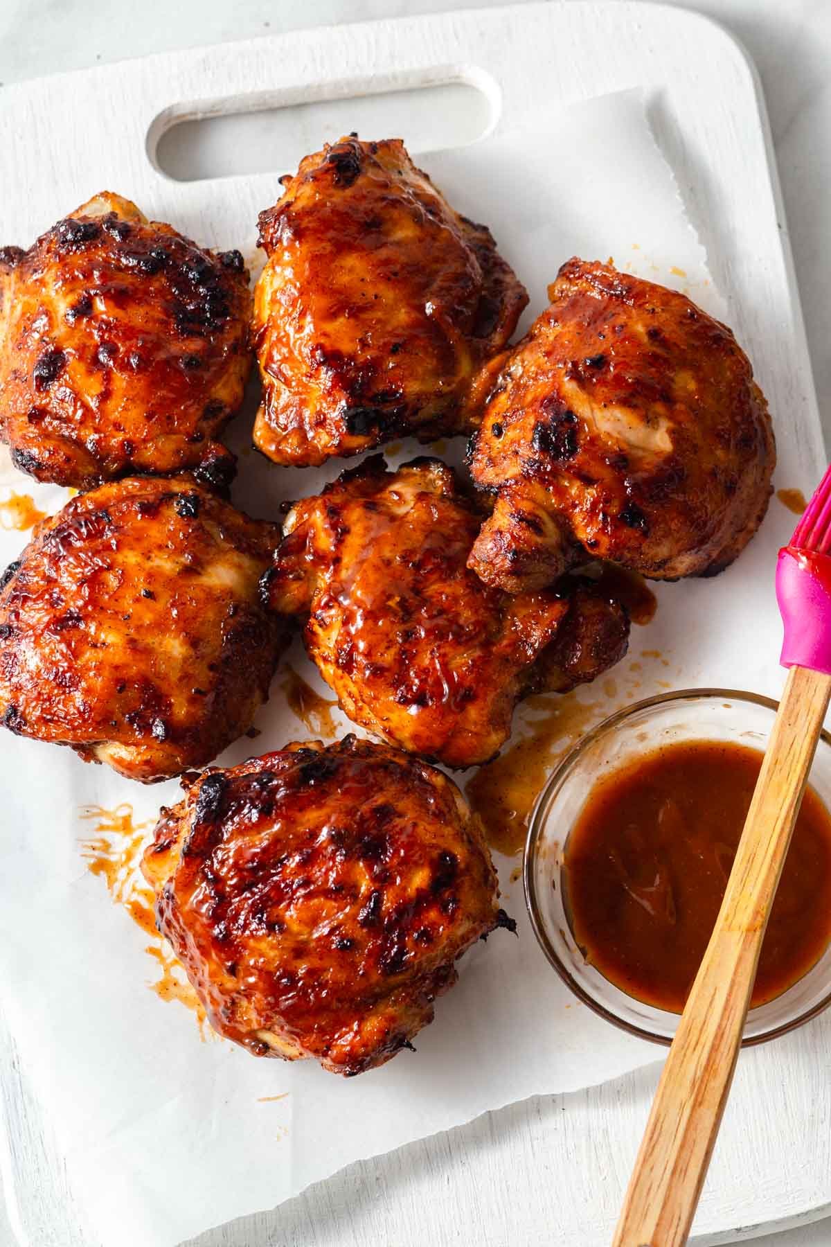 gà trống đá người